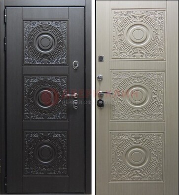 Темная стальная дверь с МДФ ДМ-161 для коттеджа в Химках