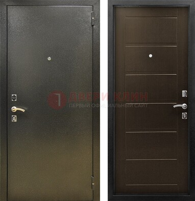 Темная металлическая дверь с порошковым напылением ДП-105 в Химках