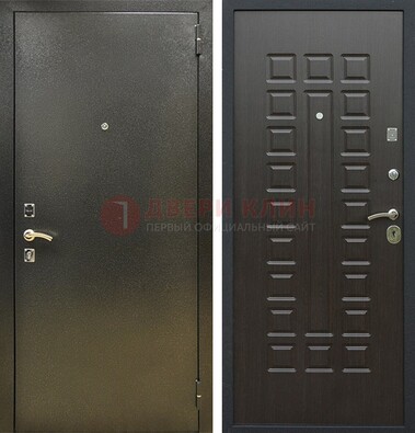 Темно-серая железная дверь с порошковым покрытием и МДФ Венге ДП-287 в Химках