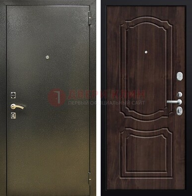 Темно-серая железная дверь с порошковым покрытием и коричневой МДФ ДП-288 в Химках