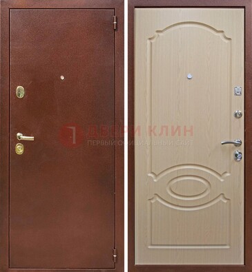 Коричневая металлическая дверь с порошковым окрасом ДП-76 в Химках