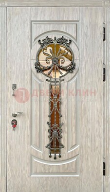 Светлая железная дверь со стеклом ковкой для коттеджа ДСК-134 в Химках