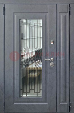 Серая стальная дверь Винорит со стеклом и ковкой ПЛ-29 в Химках